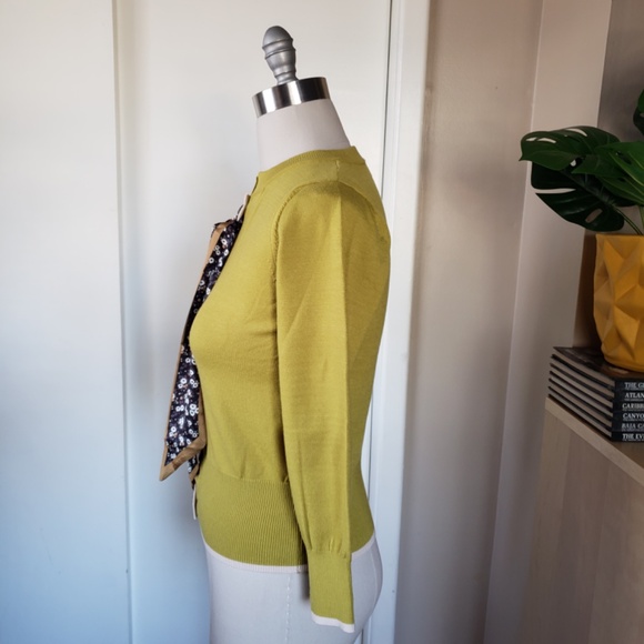 Retro Bow Sweater Size Medium NEW! - Picture 6 of 14